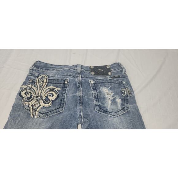 Miss Me Womens Size 27 Distressed Embellished 5 Pocket Light Wash Jeans SEE DESC - Picture 8 of 11